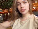 trans milena selfie